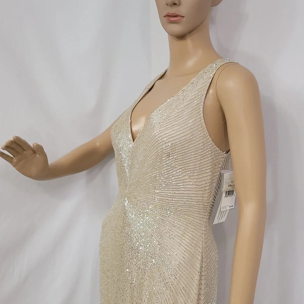 Aidan Mattox Women's Plunging V Neck Gown - Picture 12 of 15